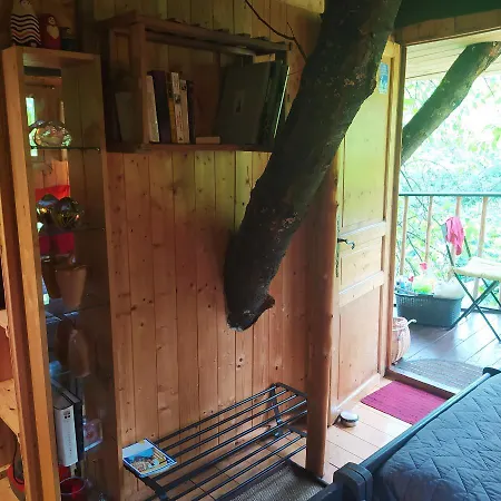 Lüks kamp alanı Cerise Dans L'arbre Etapeboisee *